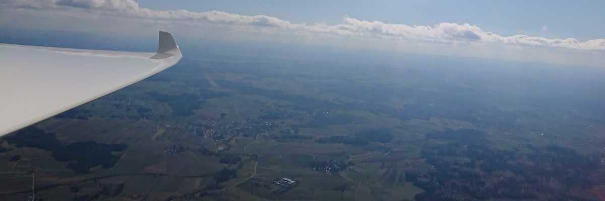 Flugwegposition um 13:20:59: Aufgenommen in der Nähe von Gemeinde Windigsteig, Österreich in 1688 Meter