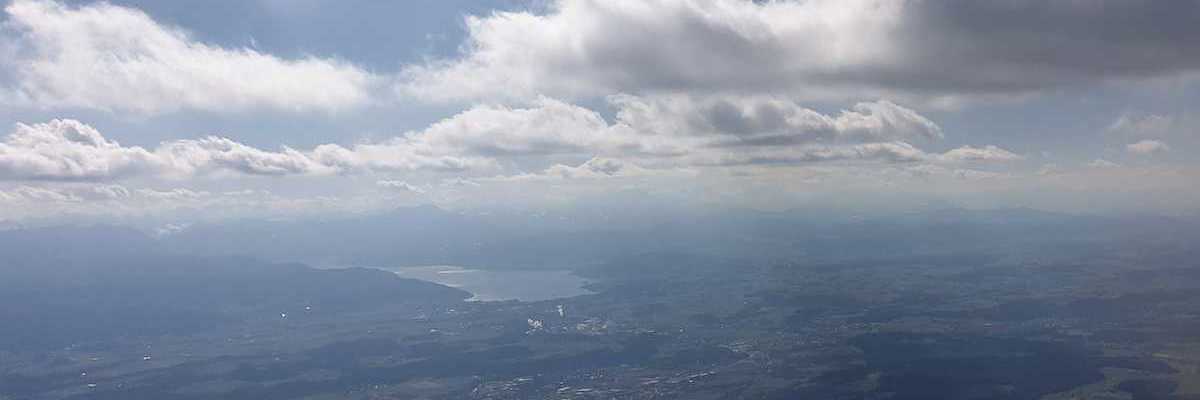 Flugwegposition um 12:57:24: Aufgenommen in der Nähe von Gemeinde Pitzenberg, 4690, Österreich in 1720 Meter