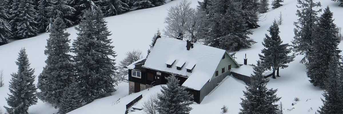 Flugwegposition um 12:06:20: Aufgenommen in der Nähe von Gemeinde St. Aegyd am Neuwalde, Österreich in 1527 Meter