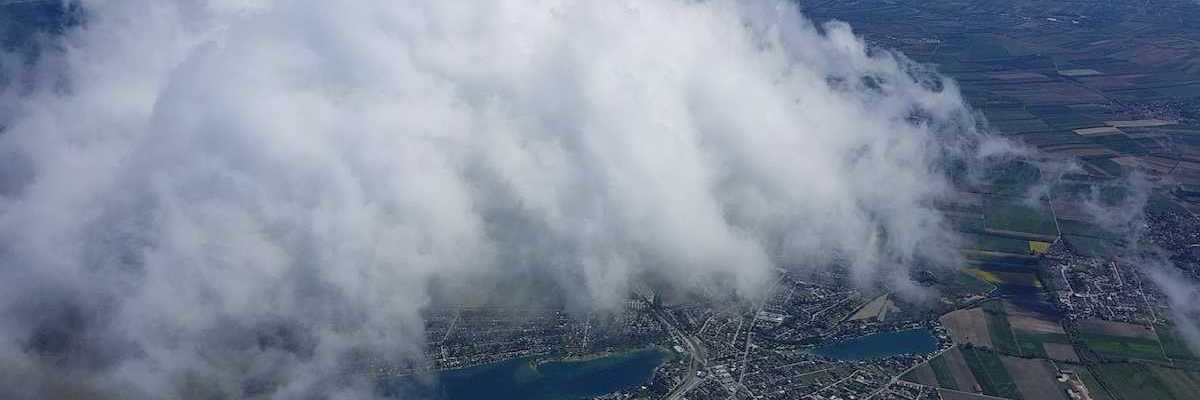 Flugwegposition um 11:02:18: Aufgenommen in der Nähe von Gemeinde Ebenfurth, Österreich in 2316 Meter