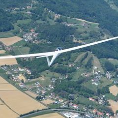 Flugwegposition um 09:17:12: Aufgenommen in der Nähe von Gemeinde Bernstein, Österreich in 1437 Meter