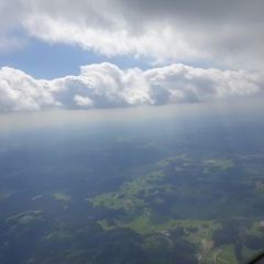 Flugwegposition um 13:16:12: Aufgenommen in der Nähe von Gemeinde Rappottenstein, Österreich in 2462 Meter