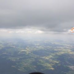 Flugwegposition um 13:16:14: Aufgenommen in der Nähe von Gemeinde Rappottenstein, Österreich in 2458 Meter