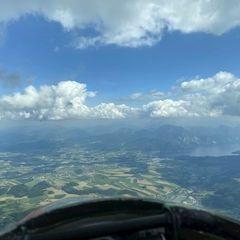 Flugwegposition um 13:41:58: Aufgenommen in der Nähe von Gemeinde Regau, Österreich in 1798 Meter