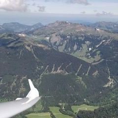 Flugwegposition um 10:30:29: Aufgenommen in der Nähe von Gemeinde Thüringerberg, Thüringerberg, Österreich in 2185 Meter