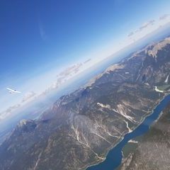 Flugwegposition um 11:15:33: Aufgenommen in der Nähe von Gemeinde Bichlbach, Österreich in 2731 Meter