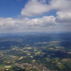 Verortung via Georeferenzierung der Kamera: Aufgenommen in der Nähe von Straubing-Bogen, Deutschland in 1900 Meter