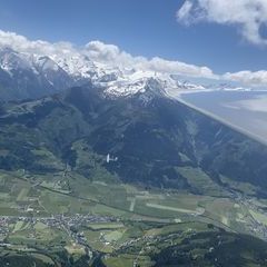 Verortung via Georeferenzierung der Kamera: Aufgenommen in der Nähe von Gemeinde Piesendorf, 5721 Piesendorf, Österreich in 900 Meter