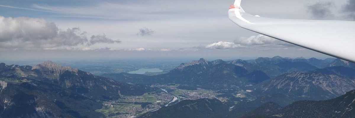 Flugwegposition um 12:03:53: Aufgenommen in der Nähe von Reutte, Gemeinde Reutte, Österreich in 2461 Meter