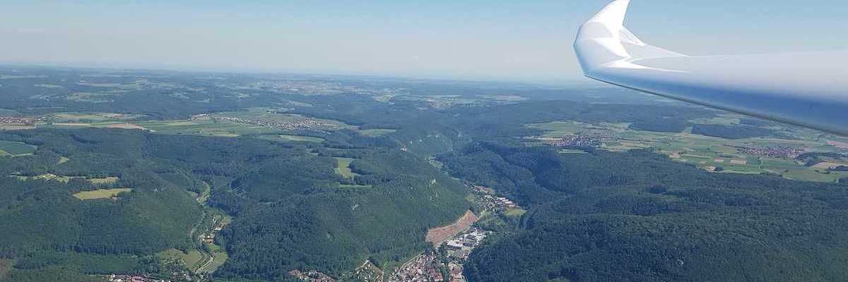 Flugwegposition um 14:35:25: Aufgenommen in der Nähe von Reutlingen, Deutschland in 1240 Meter