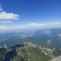 Verortung via Georeferenzierung der Kamera: Aufgenommen in der Nähe von Gemeinde Ebensee, 4802 Ebensee, Österreich in 2500 Meter