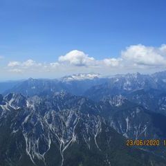 Flugwegposition um 10:22:29: Aufgenommen in der Nähe von 33018 Tarvis, Udine, Italien in 2605 Meter