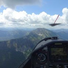 Flugwegposition um 10:21:46: Aufgenommen in der Nähe von Gaming, Österreich in 1556 Meter