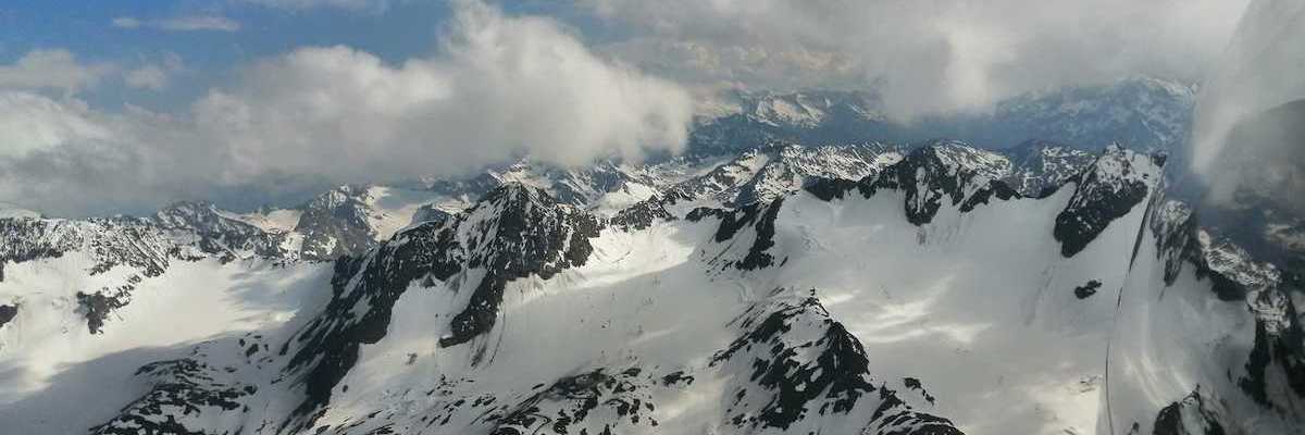 Verortung via Georeferenzierung der Kamera: Aufgenommen in der Nähe von Gemeinde Neustift im Stubaital, 6167 Neustift im Stubaital, Österreich in 0 Meter