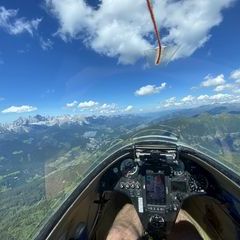 Flugwegposition um 14:12:35: Aufgenommen in der Nähe von Gemeinde Untertauern, Österreich in 2297 Meter
