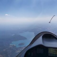 Flugwegposition um 14:46:01: Aufgenommen in der Nähe von Département Alpes-de-Haute-Provence, Frankreich in 3040 Meter