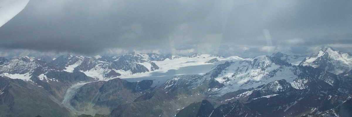 Flugwegposition um 14:11:44: Aufgenommen in der Nähe von Gemeinde Pfunds, 6542 Pfunds, Österreich in 3399 Meter