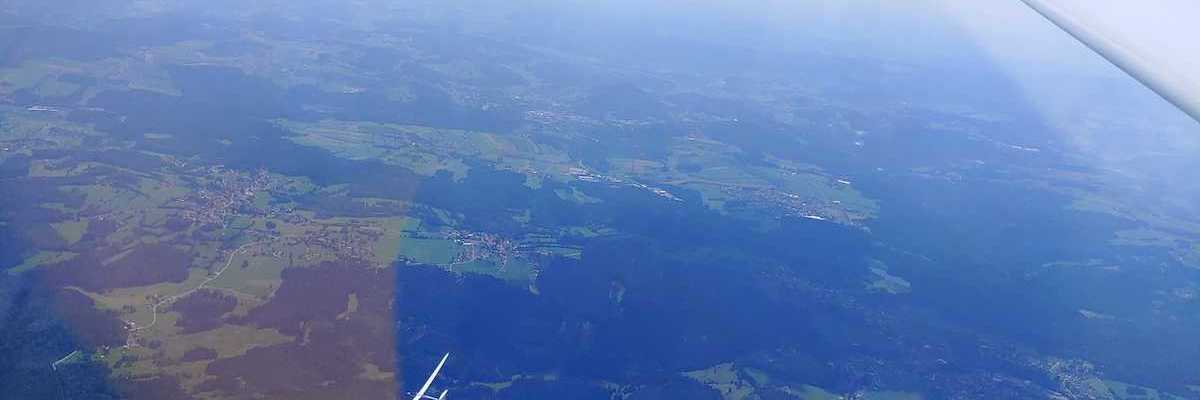 Flugwegposition um 12:27:20: Aufgenommen in der Nähe von Freyung-Grafenau, Deutschland in 2344 Meter