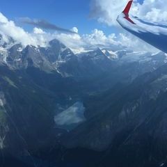 Flugwegposition um 15:12:16: Aufgenommen in der Nähe von Gemeinde Kaprun, Kaprun, Österreich in 2708 Meter
