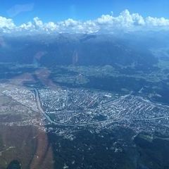 Flugwegposition um 13:51:54: Aufgenommen in der Nähe von Innsbruck, Österreich in 2621 Meter