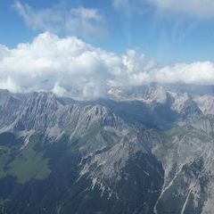 Flugwegposition um 14:10:20: Aufgenommen in der Nähe von Gemeinde Wildermieming, Österreich in 2906 Meter