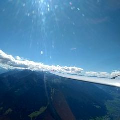 Flugwegposition um 13:18:41: Aufgenommen in der Nähe von Innsbruck, Österreich in 2269 Meter