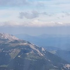 Flugwegposition um 09:33:45: Aufgenommen in der Nähe von Gemeinde Bürg-Vöstenhof, 2630, Österreich in 2049 Meter