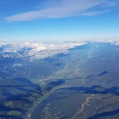 Flugwegposition um 15:18:43: Aufgenommen in der Nähe von Gemeinde Großarl, 5611, Österreich in 5132 Meter