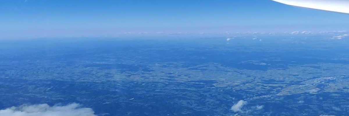 Flugwegposition um 12:51:52: Aufgenommen in der Nähe von Gemeinde Rohr im Gebirge, 2663, Österreich in 5649 Meter