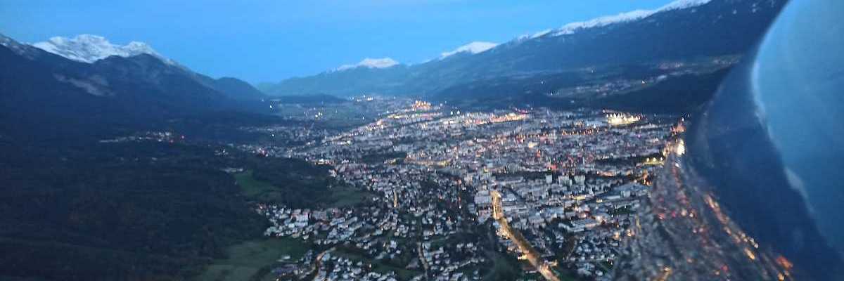 Flugwegposition um 16:36:58: Aufgenommen in der Nähe von Innsbruck, Österreich in 1070 Meter