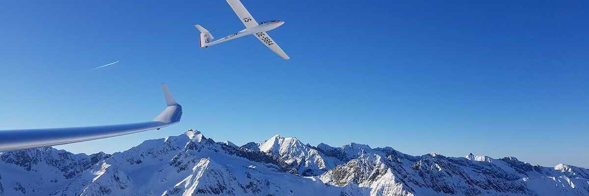 Flugwegposition um 16:22:17: Aufgenommen in der Nähe von Gemeinde Neustift im Stubaital, 6167 Neustift im Stubaital, Österreich in 2947 Meter