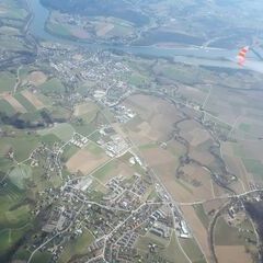 Flugwegposition um 13:49:11: Aufgenommen in der Nähe von Linz, Österreich in 1490 Meter