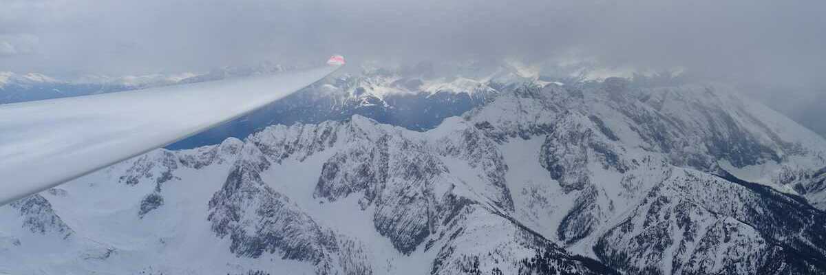 Flugwegposition um 12:56:39: Aufgenommen in der Nähe von Gemeinde Schwaz, Schwaz, Österreich in 3010 Meter