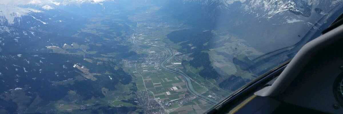 Flugwegposition um 12:24:58: Aufgenommen in der Nähe von Gemeinde Pill, Österreich in 2901 Meter
