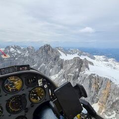 Flugwegposition um 13:20:10: Aufgenommen in der Nähe von Gemeinde Ramsau am Dachstein, 8972, Österreich in 2981 Meter