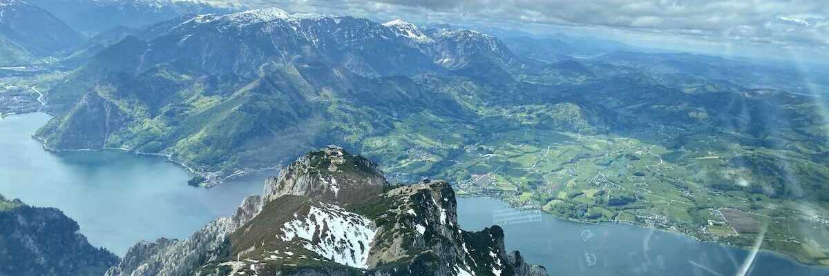 Flugwegposition um 10:44:11: Aufgenommen in der Nähe von Stadtgemeinde Gmunden, 4810 Gmunden, Österreich in 1897 Meter