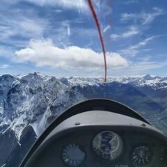 Flugwegposition um 13:56:58: Aufgenommen in der Nähe von Bezirk Inn, Schweiz in 2878 Meter