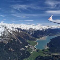Flugwegposition um 14:07:42: Aufgenommen in der Nähe von 39027 Graun im Vinschgau, Südtirol, Italien in 2822 Meter