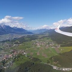Flugwegposition um 15:35:29: Aufgenommen in der Nähe von Innsbruck, Österreich in 1373 Meter