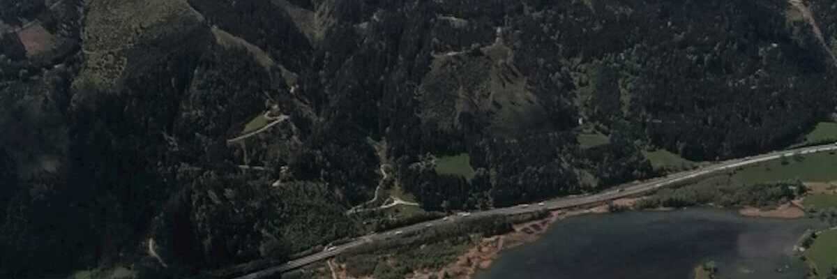 Flugwegposition um 09:58:41: Aufgenommen in der Nähe von Gaishorn am See, Österreich in 2093 Meter