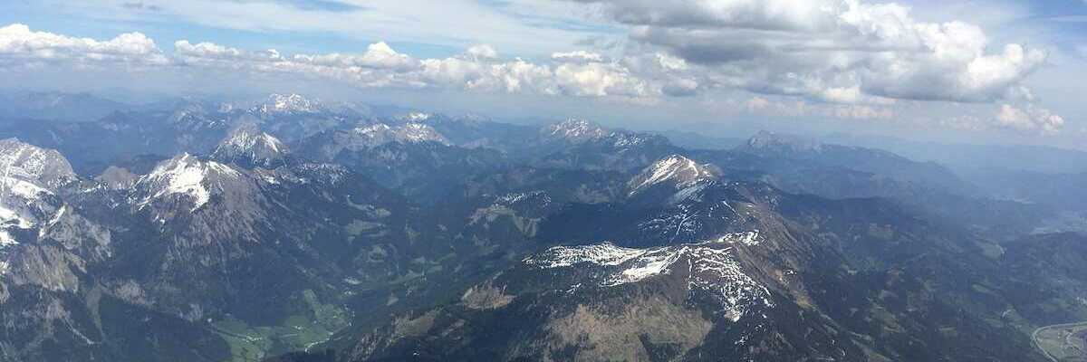Flugwegposition um 12:27:52: Aufgenommen in der Nähe von Gaishorn am See, Österreich in 3028 Meter