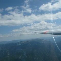Flugwegposition um 13:42:53: Aufgenommen in der Nähe von Gemeinde Schwarzau im Gebirge, Österreich in 2229 Meter