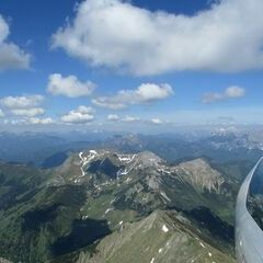 Flugwegposition um 08:33:45: Aufgenommen in der Nähe von Eisenerz, Österreich in 2274 Meter