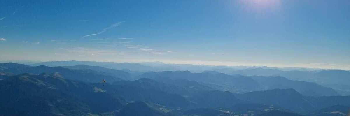 Flugwegposition um 17:10:33: Aufgenommen in der Nähe von Arrondissement de Barcelonnette, Frankreich in 2701 Meter