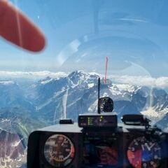Flugwegposition um 13:23:32: Aufgenommen in der Nähe von Bezirk Entremont, Schweiz in 4546 Meter