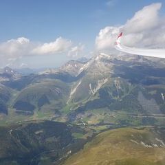 Verortung via Georeferenzierung der Kamera: Aufgenommen in der Nähe von Bezirk Surselva, Schweiz in 3100 Meter