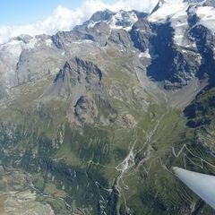 Flugwegposition um 13:56:19: Aufgenommen in der Nähe von Arrondissement de Saint-Jean-de-Maurienne, Frankreich in 3563 Meter