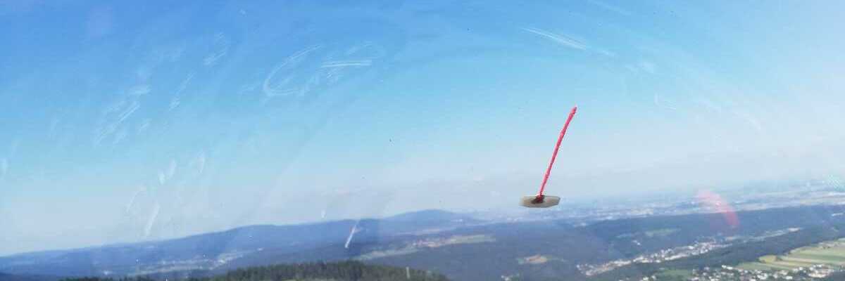 Flugwegposition um 14:36:16: Aufgenommen in der Nähe von Gemeinde Hohe Wand, Österreich in 916 Meter