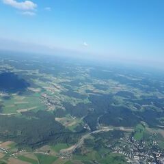 Flugwegposition um 15:21:09: Aufgenommen in der Nähe von Gemeinde Rainbach im Mühlkreis, Rainbach im Mühlkreis, Österreich in 1807 Meter