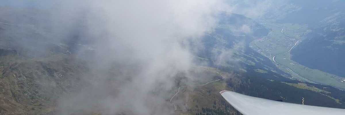 Flugwegposition um 12:40:57: Aufgenommen in der Nähe von Stummerberg, 6276 Stummerberg, Österreich in 2683 Meter